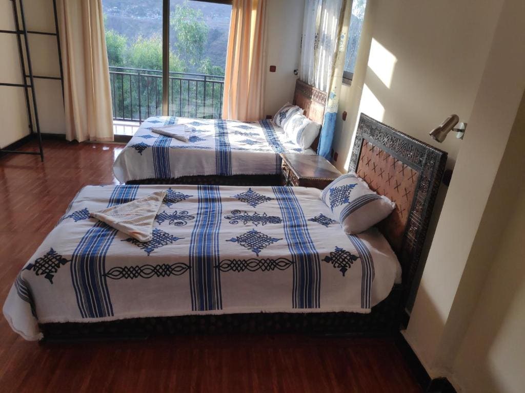Budget Triple Room room - Image 1