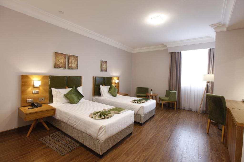 Superior Twin Room room - Image 1