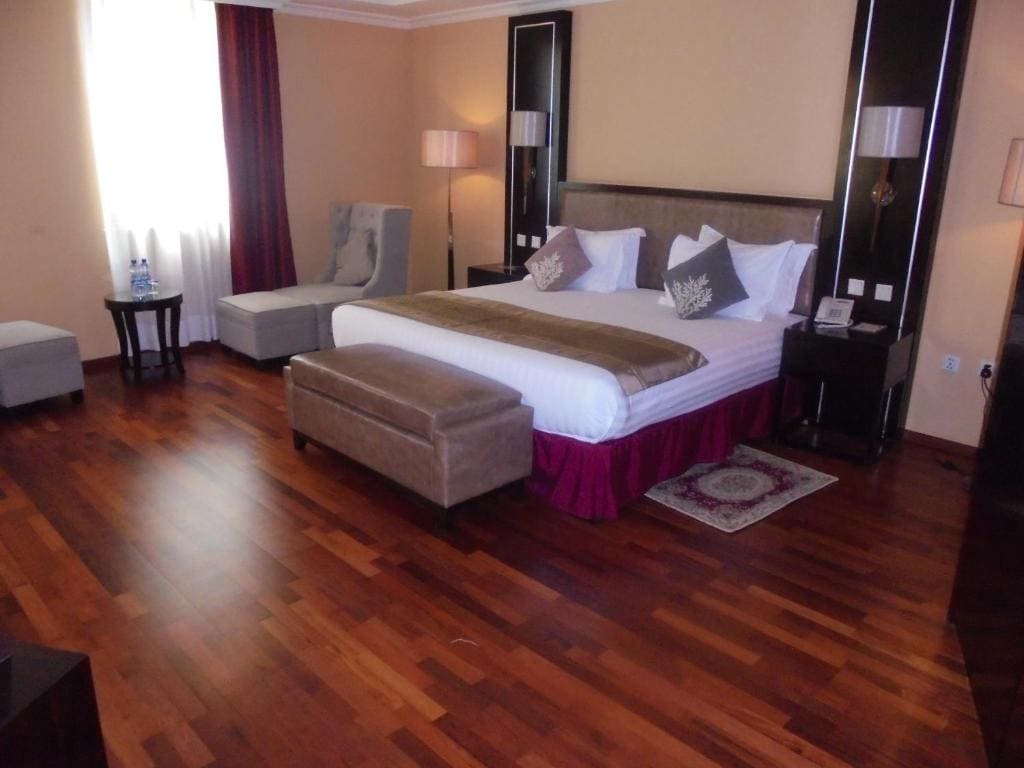 Standard Twin Room room - Image 1