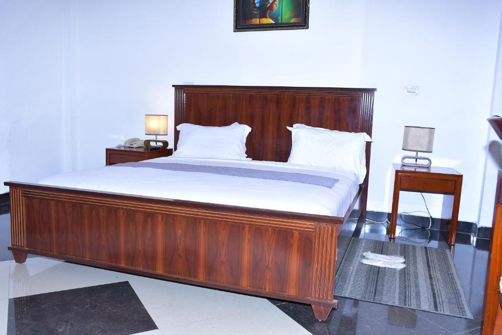 Deluxe Family Suite room - Image 2