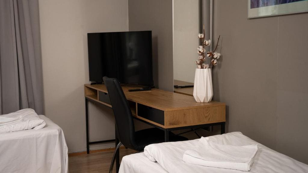 Triple Room with Shared Shower room - Image 1