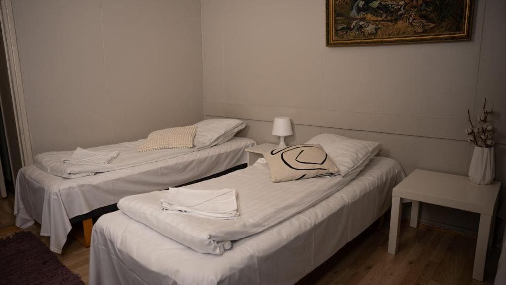 Quadruple Room with Shared Shower room - Image 2