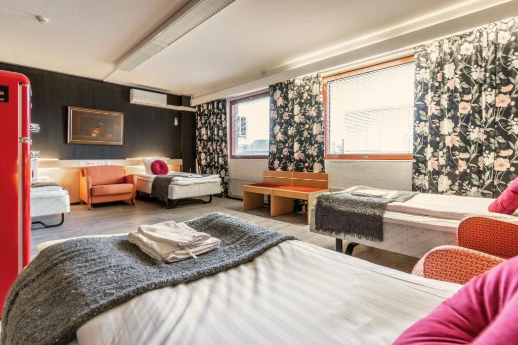Six on the Beach room - Image 1