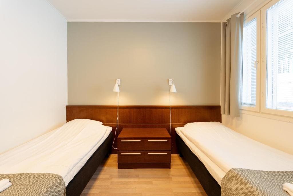 Standard Twin Room room - Image 1