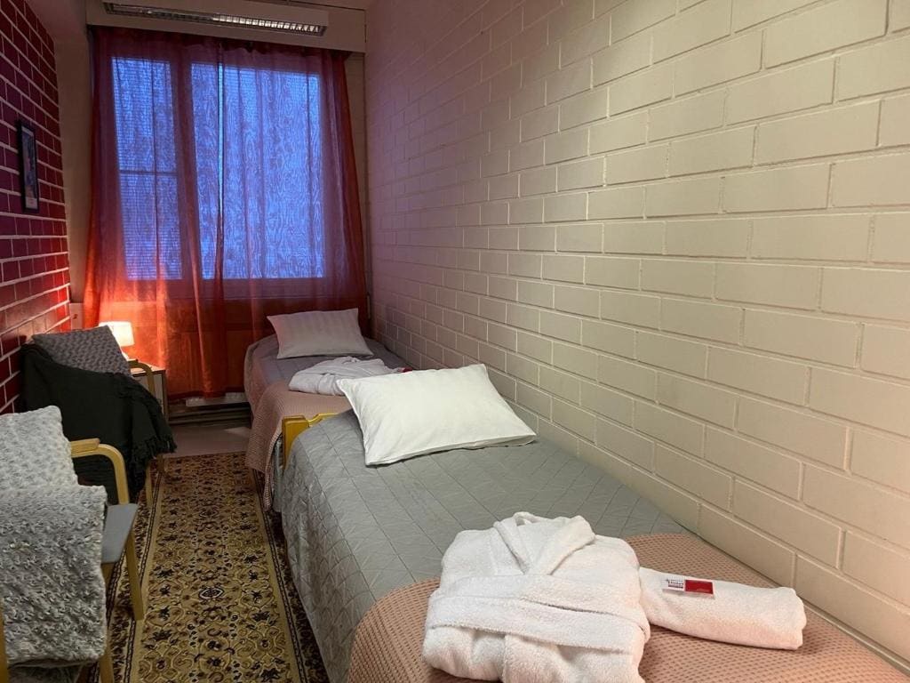 Budget Twin Room room - Image 3