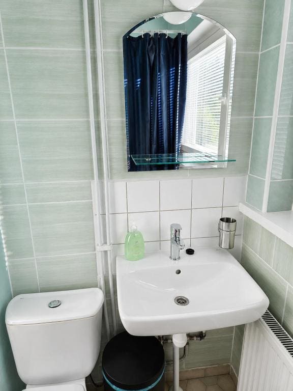 Two-Bedroom Apartment room - Image 1
