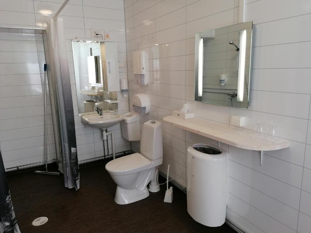 Large Double Room room - Image 1