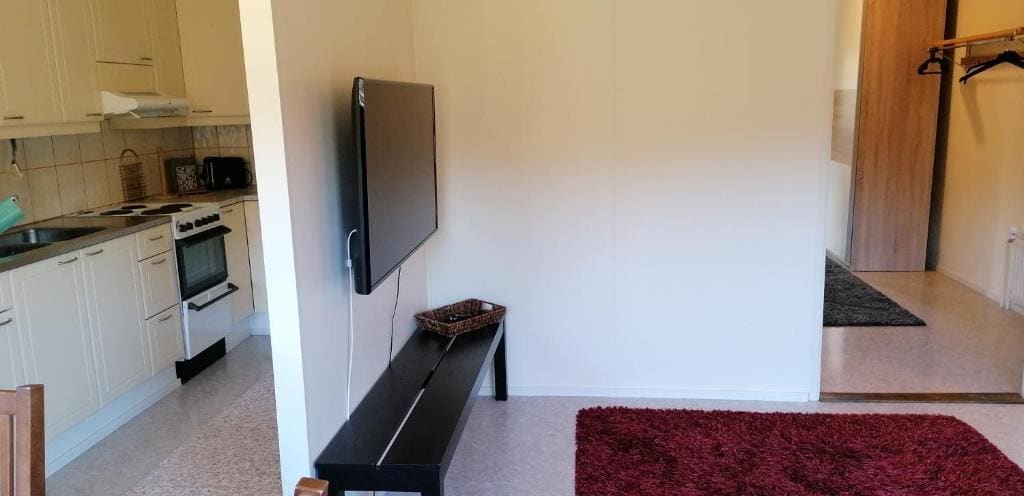 One-Bedroom House room - Image 1