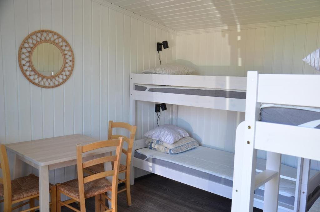 Cottage room - Image 3