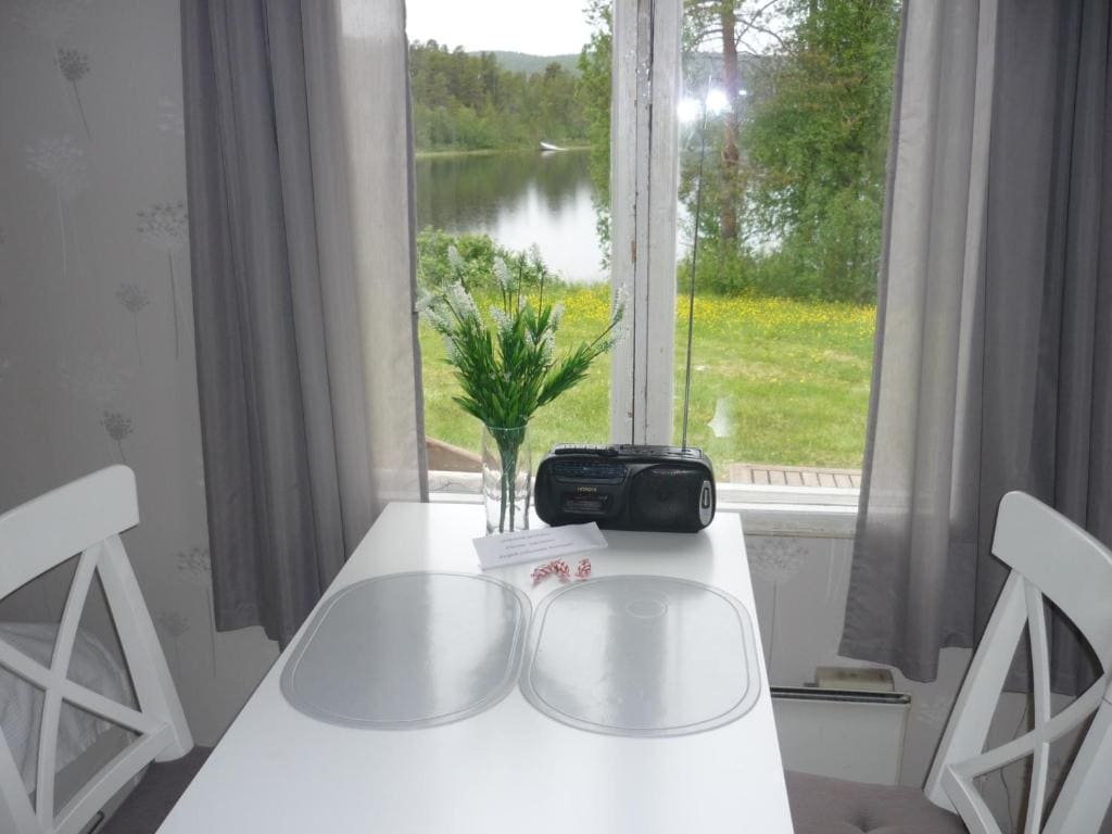 Cottage with Shared Bathroom room - Image 1