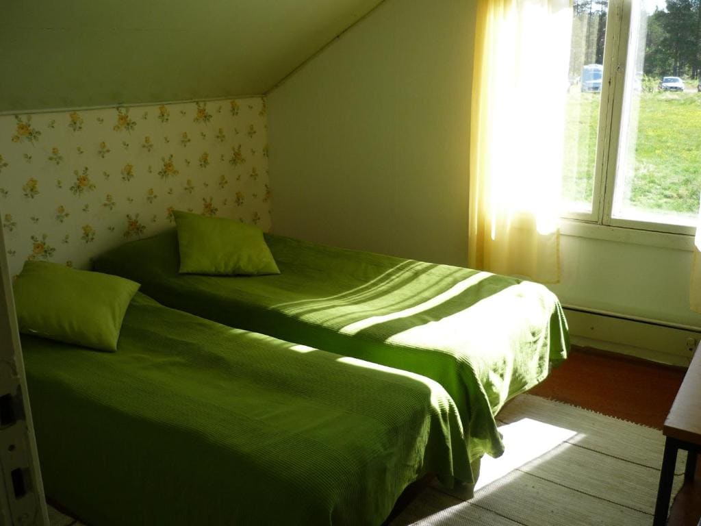 Twin Room with Shared Bathroom room - Image 1