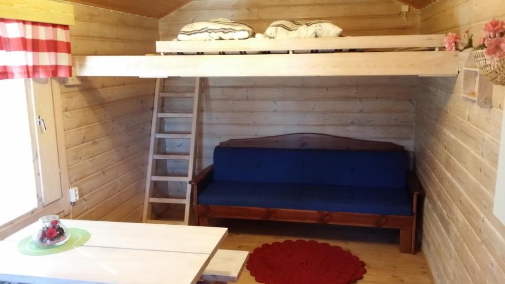 Cottage with Shared Bathroom (4 Adults) room - Image 1