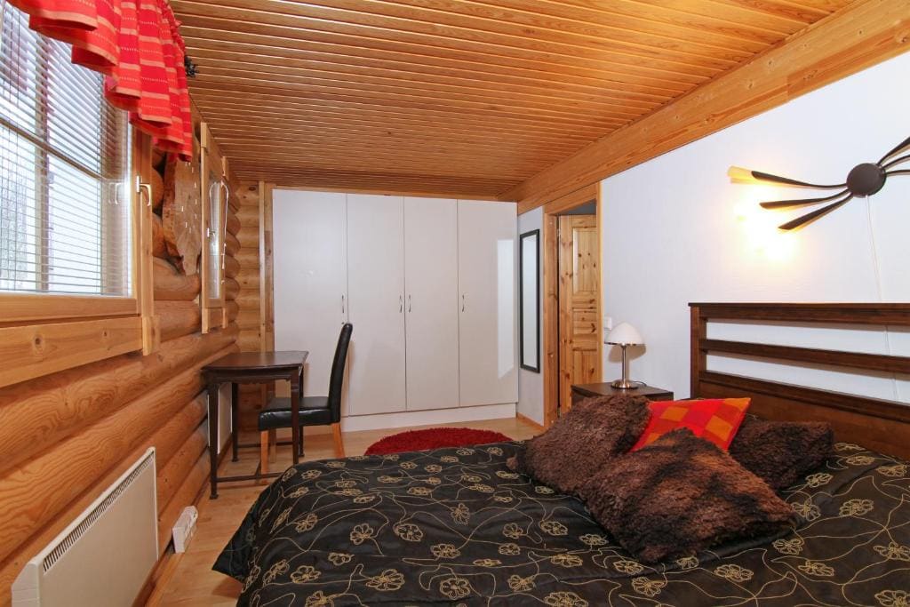 One-Bedroom Cottage with Sauna (Ketunkolo) room - Image 1
