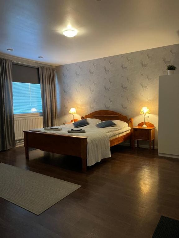 Deluxe Twin Room room - Image 3