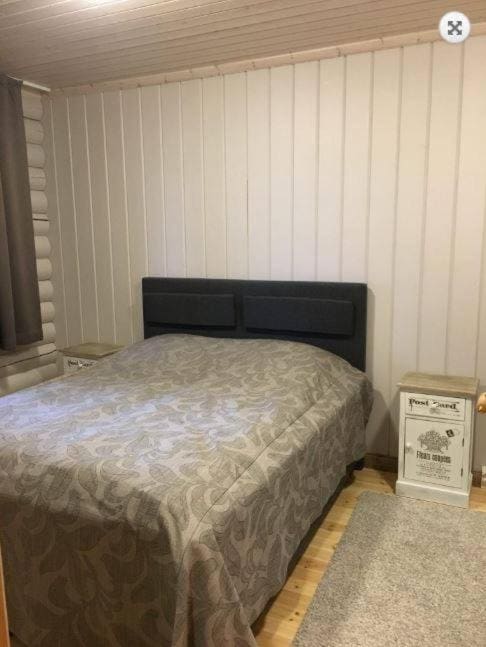 Apartment with Mountain View room - Image 1