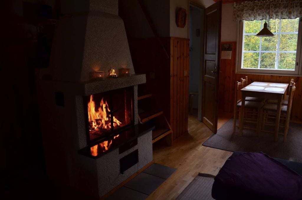 One-Bedroom Apartment room - Image 3