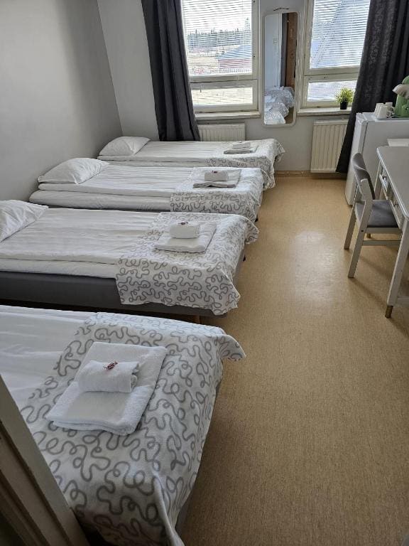 Quadruple Room room - Image 2