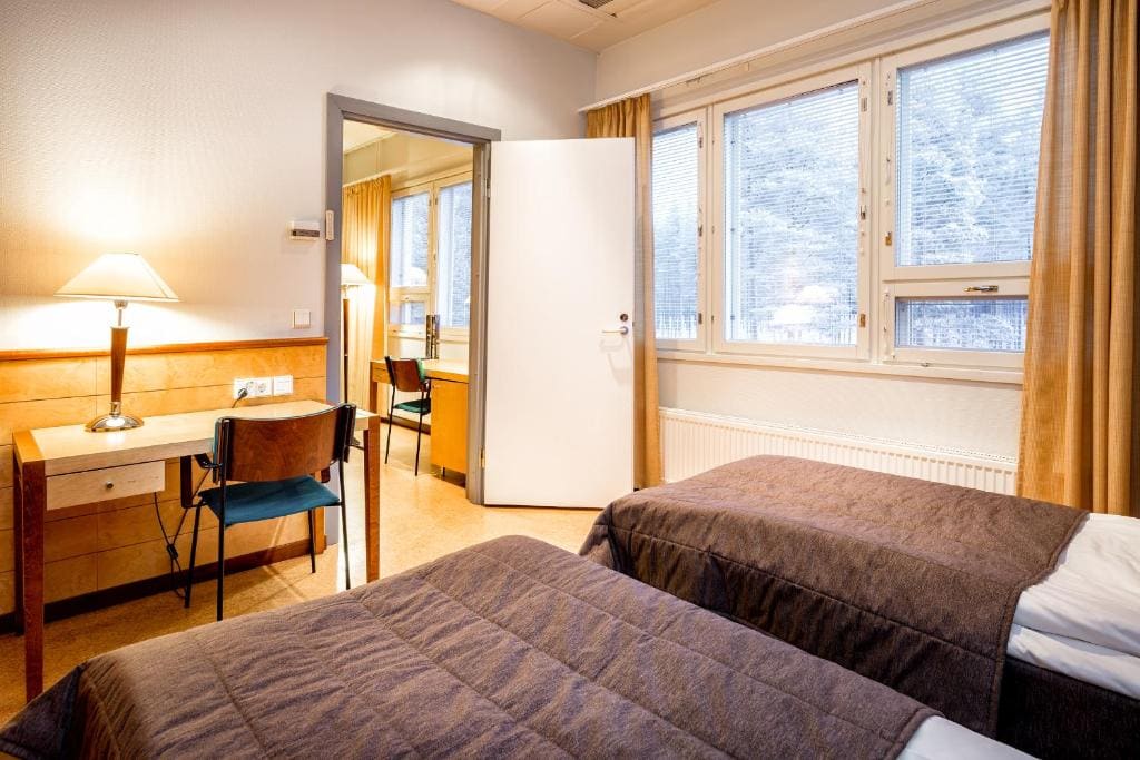 Family Room room - Image 1
