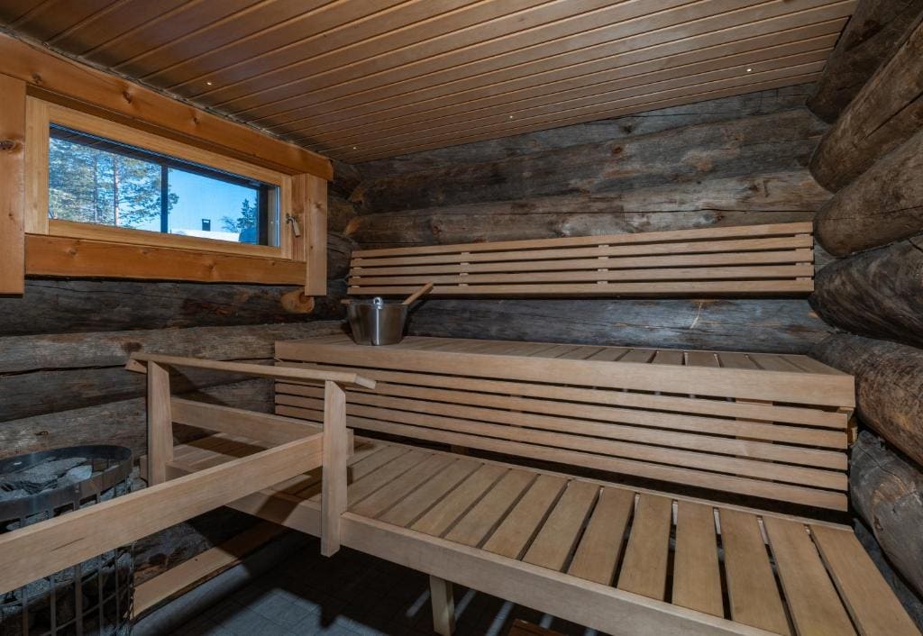 Log Cabin room - Image 2