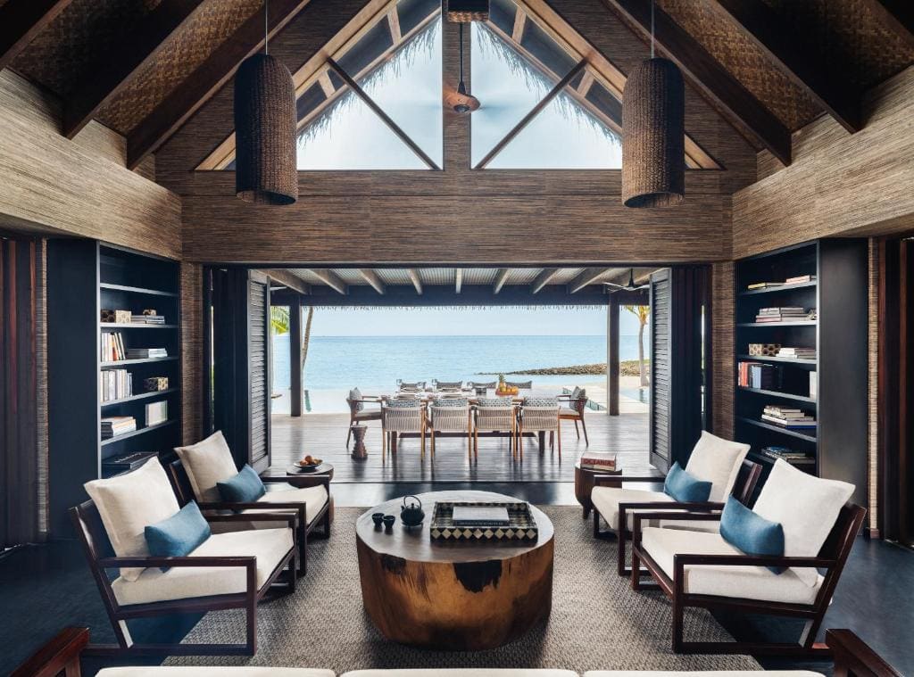 Three-Bedroom Beachfront Pool Residences room - Image 2