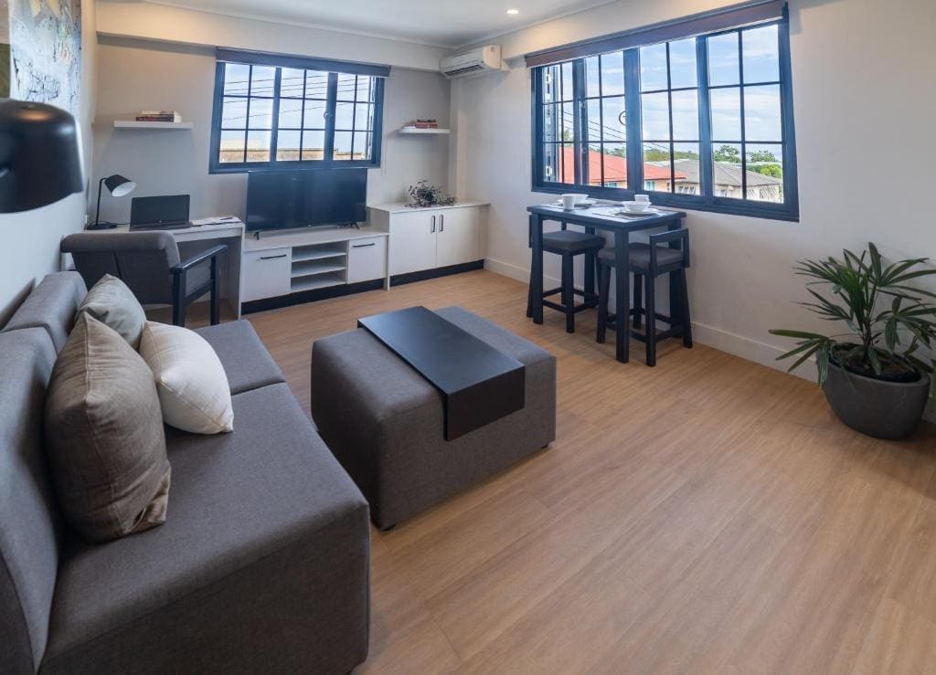 One-Bedroom Apartment room - Image 3
