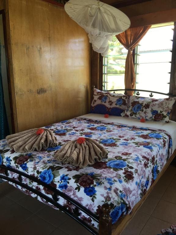 Bungalow with Sea View room - Image 2