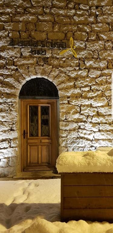 Four-Bedroom House room - Image 1