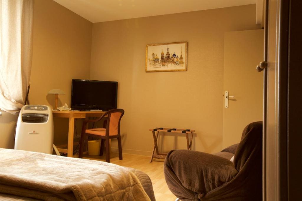 Double or Twin Room room - Image 2
