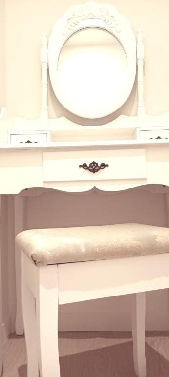Family Room with Private Bathroom room - Image 1