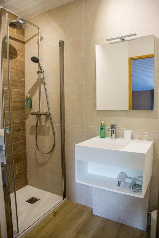 Standard Double Room room - Image 3