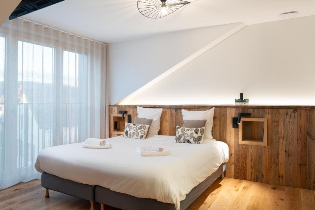 Orange Grove Double Room room - Image 1