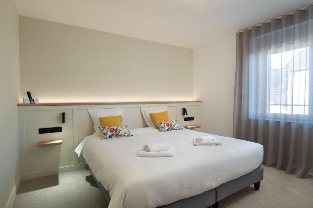 Orange Grove Double Room room - Image 2