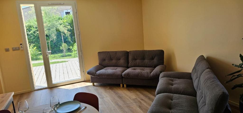 Apartment - Split Level room - Image 1
