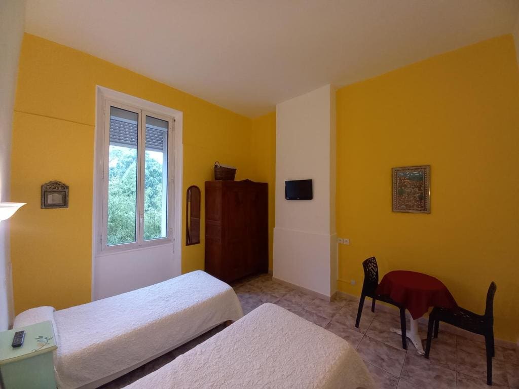 Twin Room room - Image 1