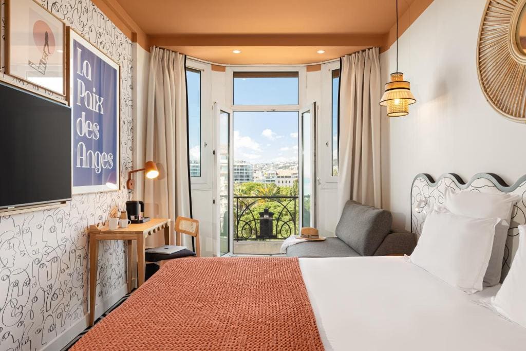 Privilege Double or Twin Room with Garden view and Balcony room - Image 3