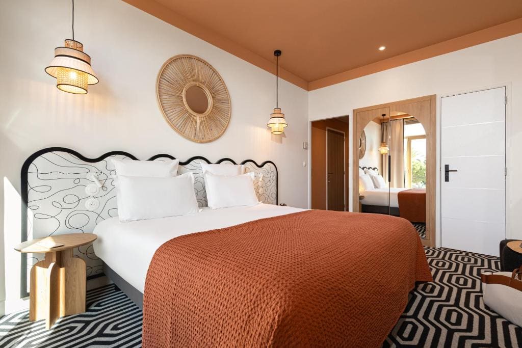 Privilege Double or Twin Room with Sea View and Balcony room - Image 3