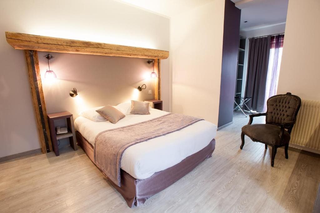 Cocoon Suite room - Image 1