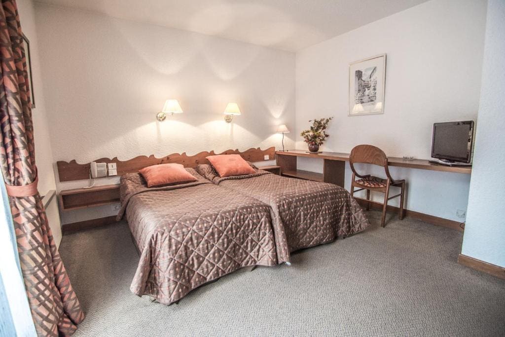 Standard Twin Room Plus room - Image 1