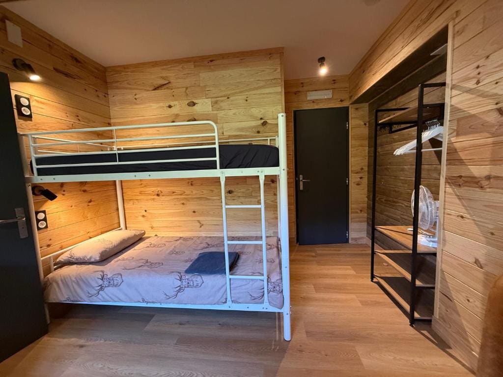 Deluxe Twin Room room - Image 2