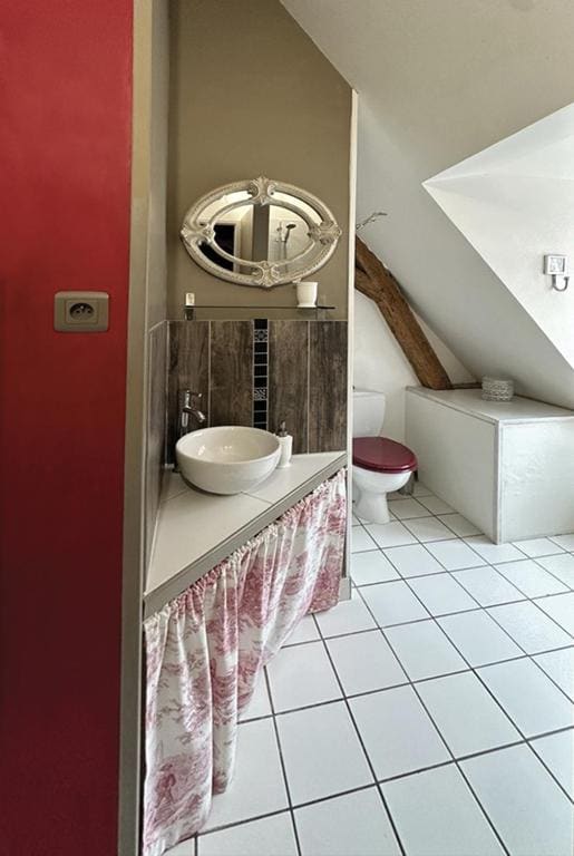 Double Room with Private Bathroom room - Image 1