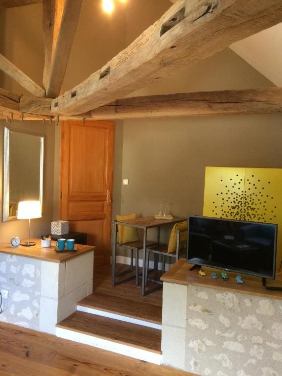 Double Room with Private External Bathroom room - Image 3