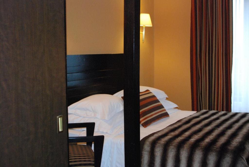 Superior Double or Twin Room room - Image 1