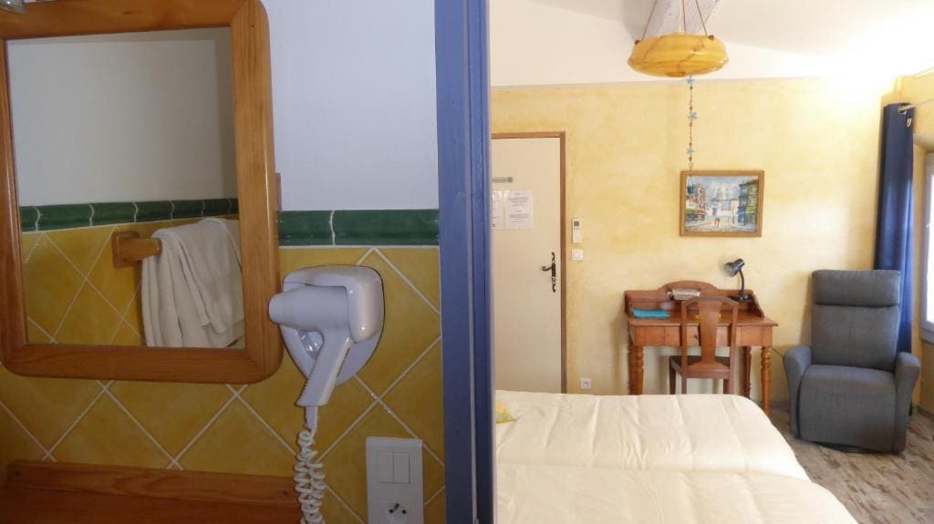 Twin Room room - Image 3