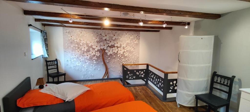 Twin Room with Private Bathroom room - Image 1