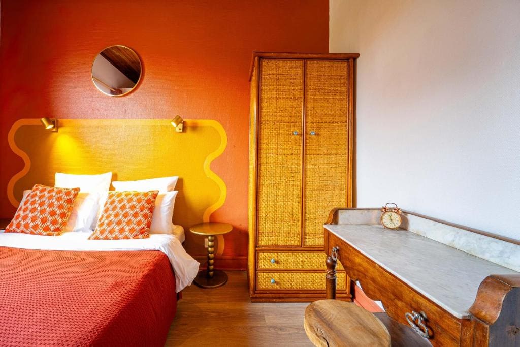 Small Double Room room - Image 2