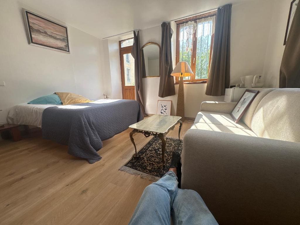 Family Room room - Image 1