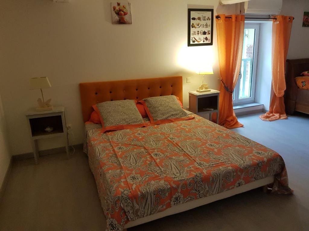 Classic Triple Room room - Image 3