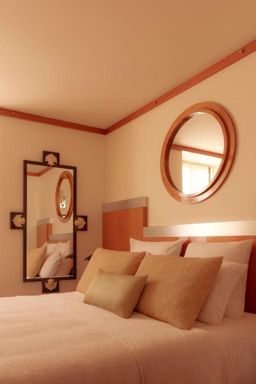 Room room - Image 3