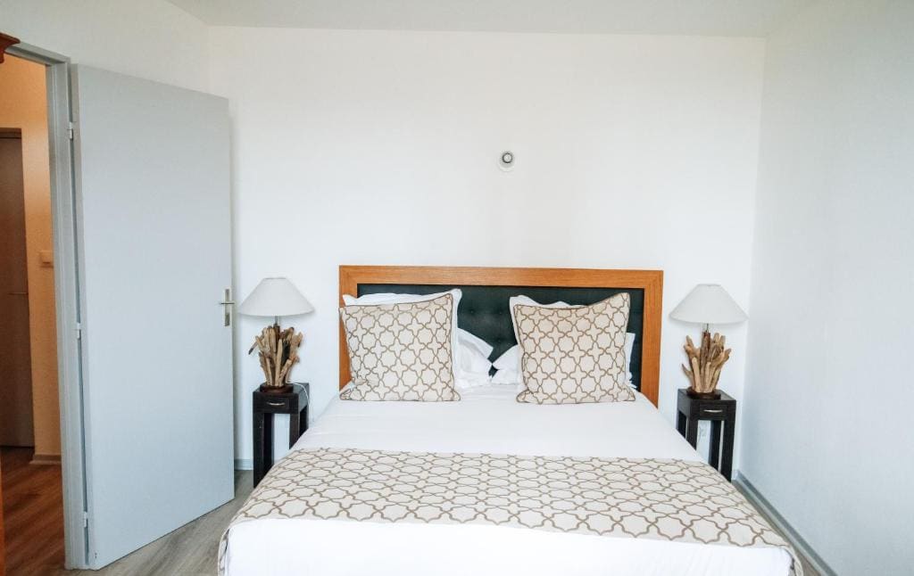 Large Double Room room - Image 1