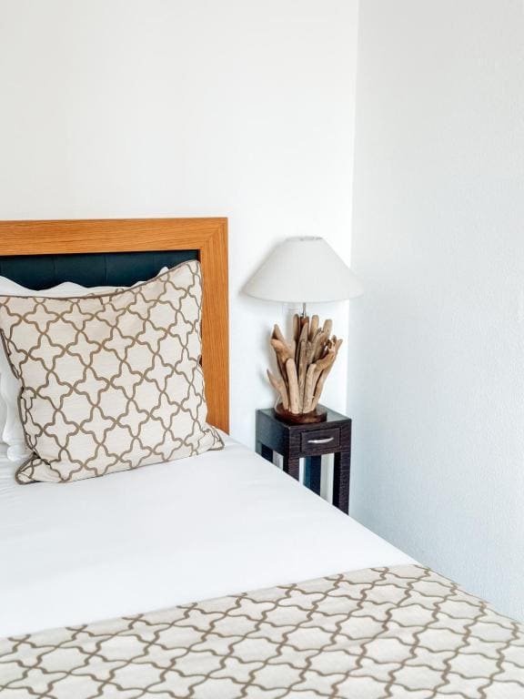 Large Double Room room - Image 2
